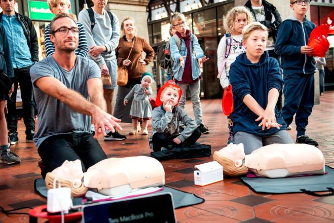 Vær med til international Hjertestarterdag i efterårsferien Dagli’ Brugsen Fur - søndag den 16. oktober