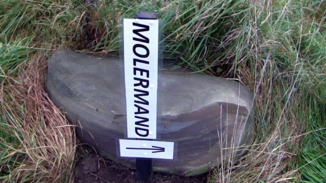 Skilt viser vej til Molermanden