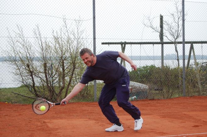 Indkaldelse til Generalforsamling i Fur Tennisklub Torsdag den 27. april 2023 kl. 17.00