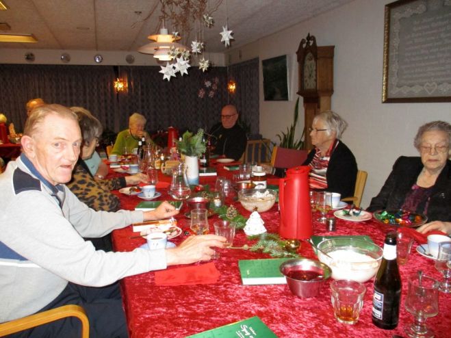 Åbent Dagcenters julefrokost på Ældrecenteret