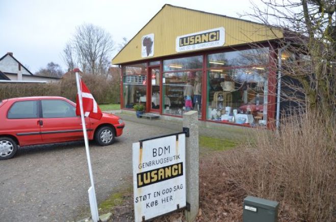 Genbrugsbutikken Lusangi