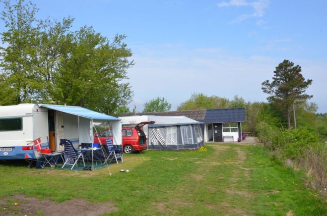 Oplev FUR Camping indefra