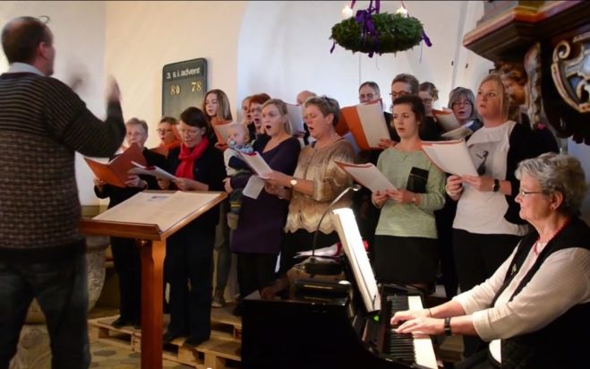 Video med klip fra livet omkring Fur Kirke