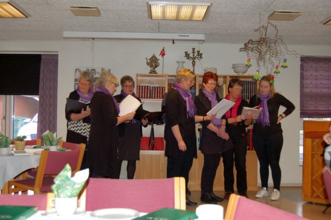 Boblerne sang på Fur Ældrecenter