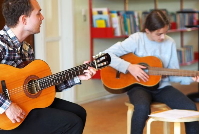 Bor den næste Mads Langer på Fur ? - Musik på Fur Friskole