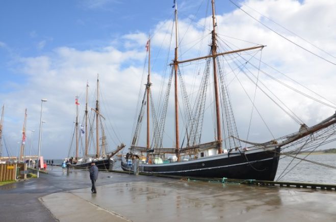 Limfjorden Rundt anløber Fur