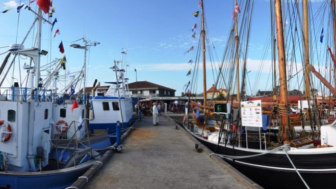 Limfjorden Rundt anløber Fur